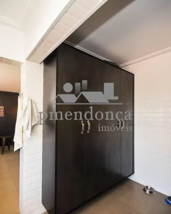 Imagem Lindo apartamento reformado em Perdizes, 100m2 de área útil, 3 quartos e 2 vagas.