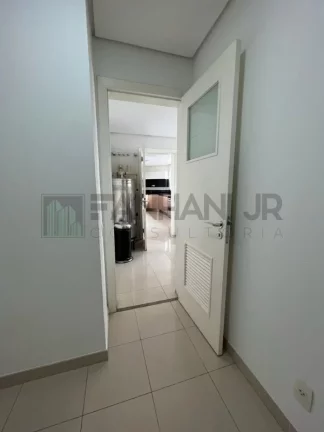 Imagem Venha conhecer e se encantar com este magnífico apartamento localizado na Ed. Lindenberg Melo Alves. Com uma ampla área de 3