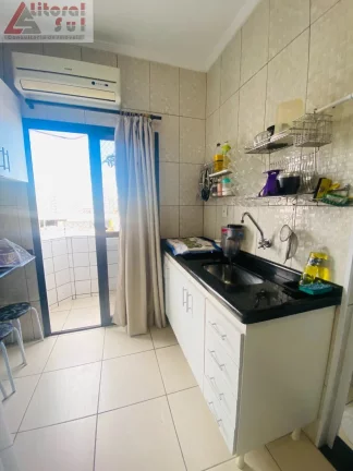 Imagem Apartamento à venda em Praia Grande-SP, bairro Ocian: 1 quarto, 1 sala, 1 banheiro, 1 vaga, 28m². Venha conferir!