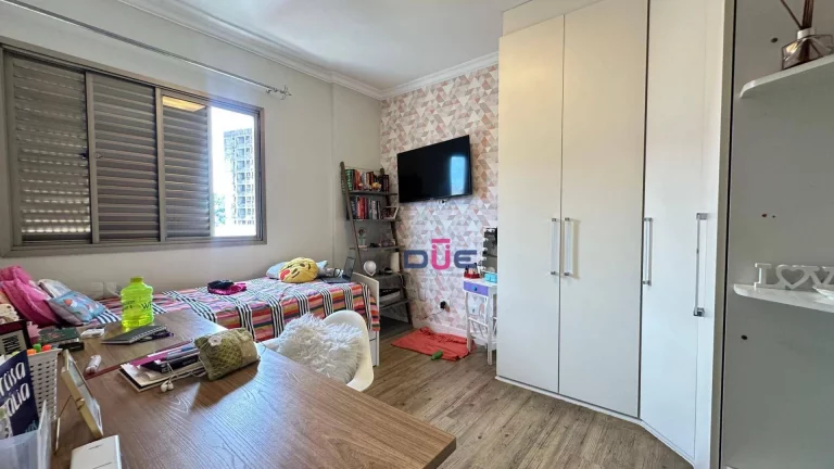 Imagem Apartamento com 3 dormitórios à venda, 230 m² por R$ 1.700.000,00 - José Menino - Santos/SP