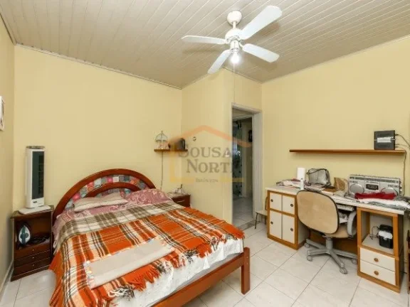 Imagem Casa Térrea, 104m², 8 dormitórios, sendo 2 suítes, 6 banheiros e 1 vaga de garagem. 

O imóvel ...