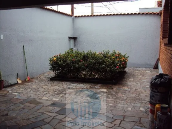 Imagem CASA R$ 320.000 bairro PRESID. DUTRA, 3 QUARTOS/1SUÍTE, 3 VAGAS, PISO PORCELANATO - RIBEIRÃO PRETO