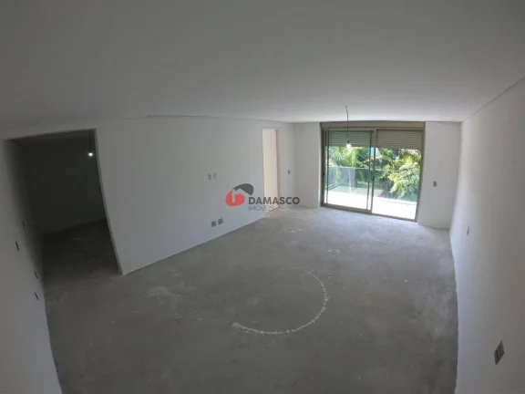 Imagem Sobrado à venda 5 Quartos, 5 Suites, 6 Vagas, 950M², Cerâmica, São Caetano do Sul - SP