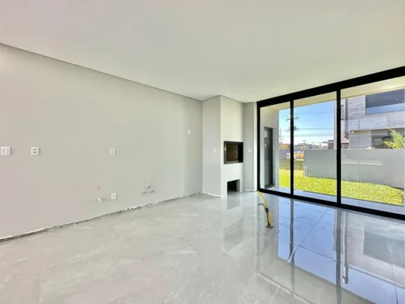 Imagem Casa em Condominio 4 Dormitórios - Bairro --