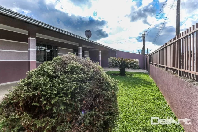 Imagem Excelente casa térrea com uma generosa metragem de R$ 160,00m2 aproximadamente - em alvenaria, localizada a próxima também a panificadoras, mercados,