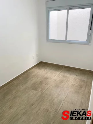 Imagem Imperdível oportunidade de adquirir uma casa de luxo em São Paulo-SP, na Vila Salete! 3 quartos, 3 suítes, 2 salas, 4 banheiros, 4 vagas de garagem e 200m² de área.
