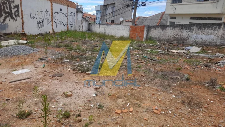 Imagem Excelente Terreno para Compra, no Parque das Nações. Tem projeto Aprovato