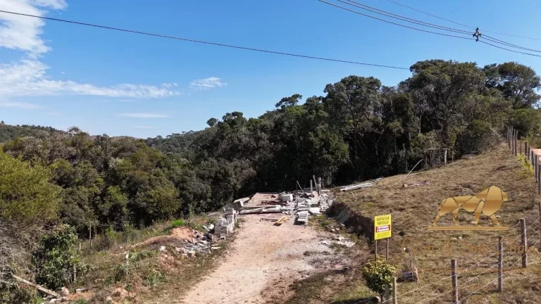 Imagem Terreno com 23.840m² no Parque da Ferradura Seu Refúgio em Campos do Jordão