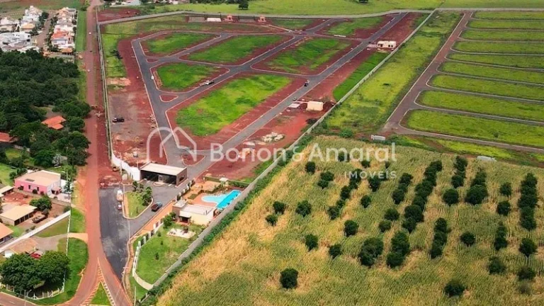 Imagem Terreno à venda no Condomínio PortoVille no bairro Betel, Paulínia/SP 

São 300m² com total inf...