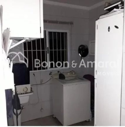 Imagem Casa em condomínio com 180 m² e 3 quartos