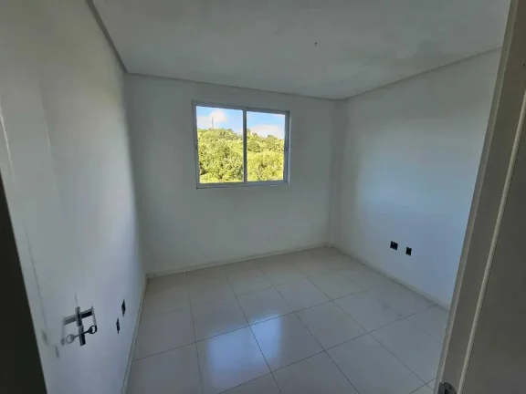 Imagem Apartamento com 2 dormitórios sendo 1 suíte e 1 vaga de garagem em Balneário Camboriú/SC