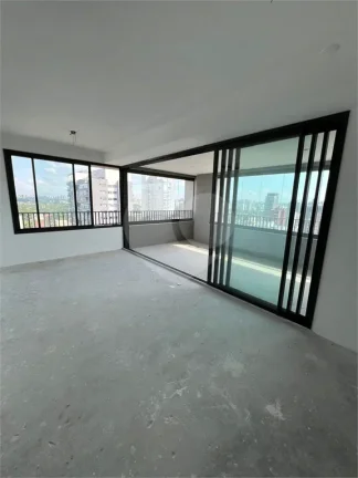 Imagem Cobertura à venda com 3 quartos, sendo 3 suítes, no condomínio Clari Pinheiros, São Paulo - SP