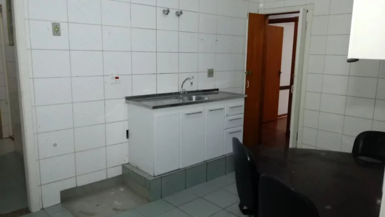 Imagem Apartamento em edifício misto no Itaim Bibi