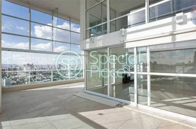 Imagem Cobertura duplex impecável. São 403m2 de área privativa, 4 dormitórios ( 4 suítes) e 5 vagas na...