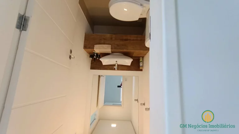 Imagem Casa com 3 suítes e piscina em condomínio de alto padrão na Granja Viana