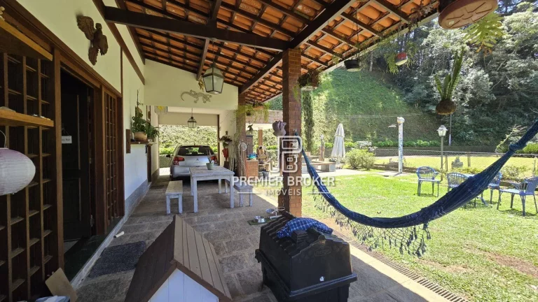 Imagem Casa à venda, 203 m² por R$ 1.280.000,00 - Granja Guarani - Teresópolis/RJ