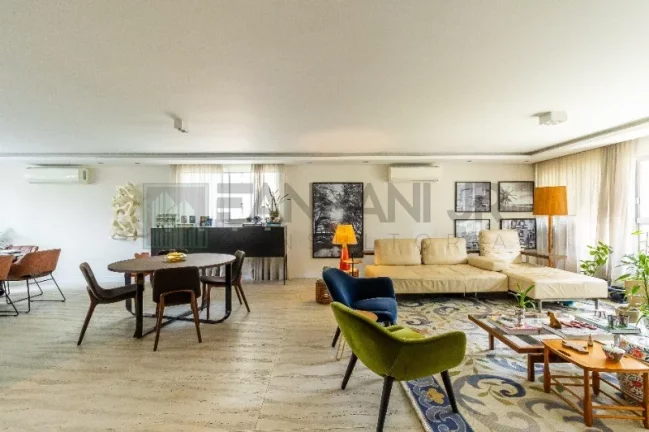 Imagem Apartamento de alto padrão para locação no Itaim Bibi, São Paulo-SP: 3 quartos, 3 suítes, 4 salas, 5 banheiros, 3 vagas, 280m².