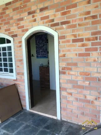 Imagem Chácara à Venda em Cabreúva-SP com 3 dormitórios, piscina e ampla área verde