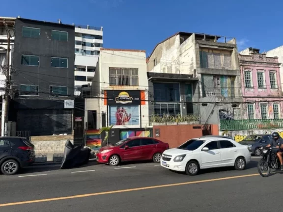 Imagem A 5ª Avenida imóveis selecionou esse prédio Comercial a venda, Localizado no melhor ponto comercial e movimentado do Rio Vermelho: Praia da Paciência