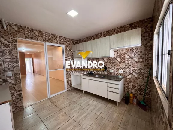 Imagem Casa em Condomínio para Venda em Cuiabá / MT no bairro Jardim Imperial