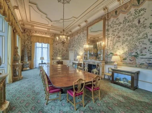 Imagem O lar do rei Charles III, localizado em Londres, Inglaterra, é não apenas a mais cara, mas também...