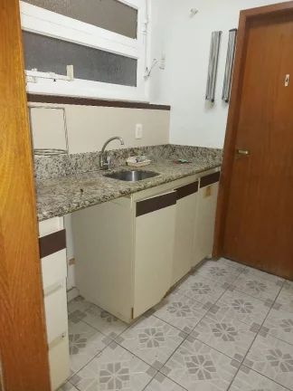 Imagem CONJUNTO DE SALA CONJUGADA À VENDA AVENIDA CHURCHILL.
