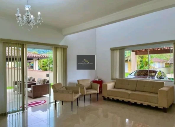 Imagem Casa em Condomínio para Venda em Ubatuba / SP no bairro Horto Florestal