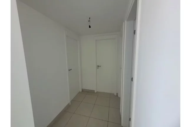 Imagem Apartamento 70m2, 3 quartos, 1 suíte, com ITBI E RGI gratuitos, em condomínio clube no Anil, Rio de janeiro