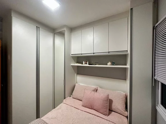 Imagem Apartamento com 2 dormitórios para alugar, 53 m² por R$ 2.359/mês - Vila Humaitá - Santo André/SP