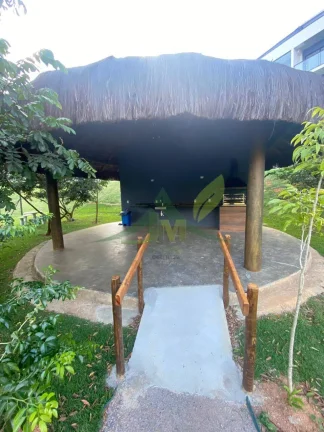 Imagem Cobertura Duplex com localização e vista exclusiva no Cond. Vila dos Lagos