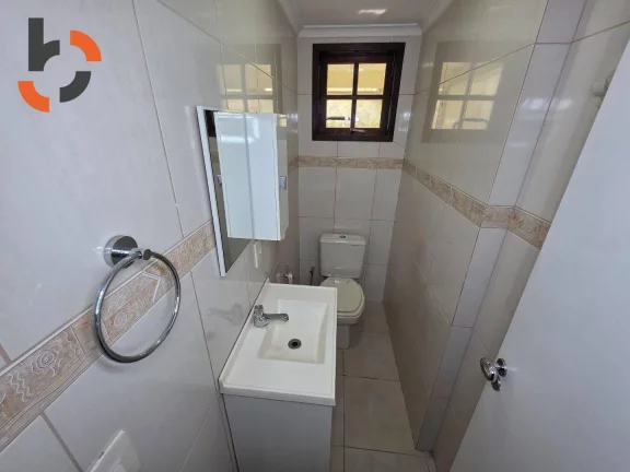 Imagem Casa com 2 dormitórios à venda, 54 m² por R$ 320.000,00 - Banco de Areia - Mesquita/RJ