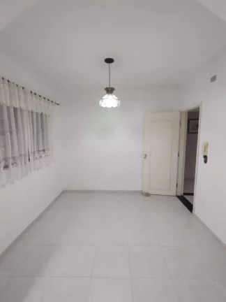 Imagem Casa com 3 dormitórios para alugar, 290 m² por R$ 3.350,00/mês - Parque Marajoara - Santo André/SP