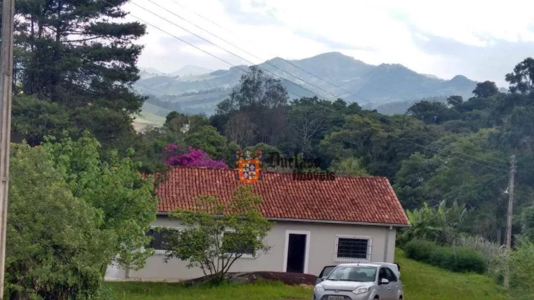 Imagem Sítio com 3 dormitórios à venda, 25000 m² por R$ 949.000 - Mato Dentro- Camanducaia/MG