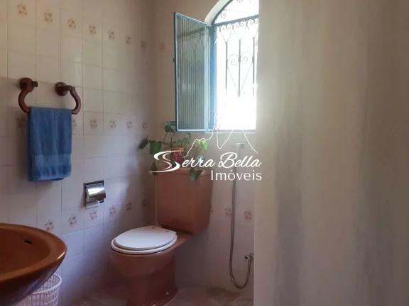 Imagem Casa com 3 dormitórios à venda, 210 m² por R$ 890.000,00 - Vargem Grande - Teresópolis/RJ