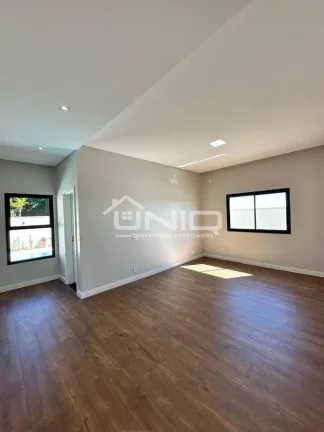 Imagem Casa Térrea Alto Padrão - Cadorim