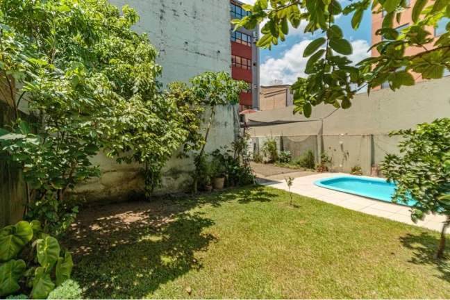 Imagem Casa à venda em Porto Alegre, Menino Deus, com 3 quartos, 177m2