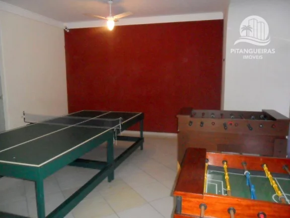Imagem PITANGUEIRAS- UMA QUADRA DO MAR , LOCALIZAÇÃO ESPETACULAR , 02 VAGAS DE GARAGEM NO PRÉDIO.