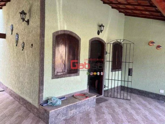 Imagem Casa com 4 dormitórios à venda, 150 m² por R$ 640.000,00 - Vila Blanche - Cabo Frio/RJ
