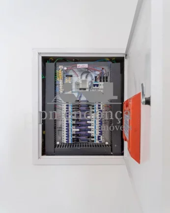 Imagem Apartamento Reformado à venda em Higienópolis, com 3 quartos e 2 vagas, 244 m².