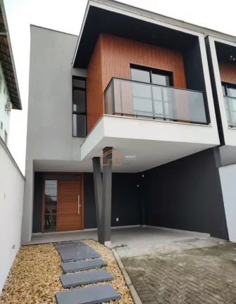 CASA RESIDENCIAL em JOINVILLE - SC, FLORESTA