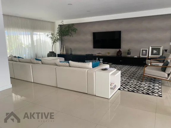 Imagem Casa de Condomínio em Alphaville - Santana de Parnaíba, SP