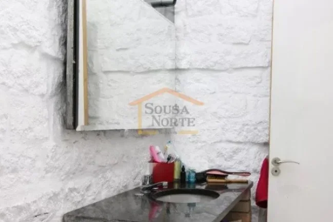 Imagem Casa estilo rústico industrial em condomínio fechado com guarita e segurança 24h. Terreno de 278m...