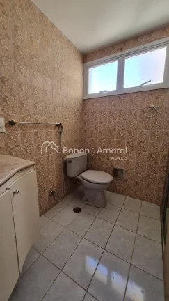 Imagem Este apartamento em andar alto, com 105 m², está localizado no coração do Cambuí e já se encon...
