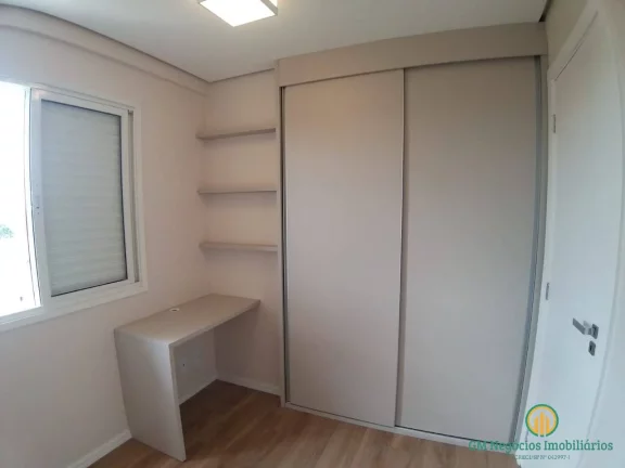 Imagem Charmoso apartamento na melhor localização da Granja Viana