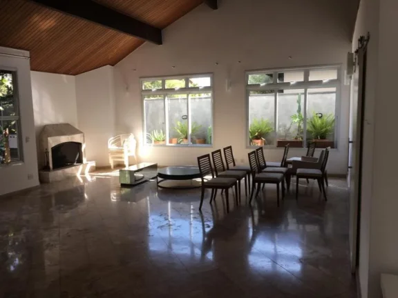 Imagem Casa em Aldeia da Serra - 370m²
