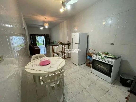 Imagem Se você busca espaço, conforto e uma localização privilegiada no litoral, este imóvel é perfei...