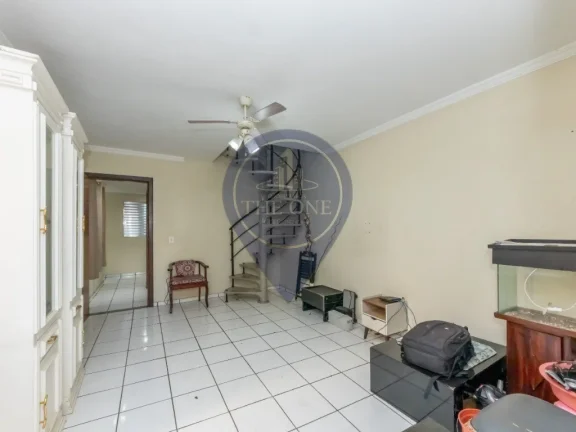Imagem Casa Comercial à Venda em São Paulo - Bairro Saúde: 2 Salas, 6 Banheiros, 2 Vagas de Garagem, 400m² de Área.