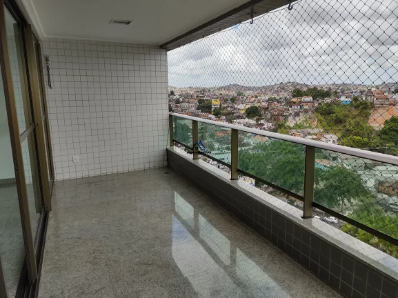 Apartamento com 4 Quartos para Alugar, 234 m² em Monteiro - Recife