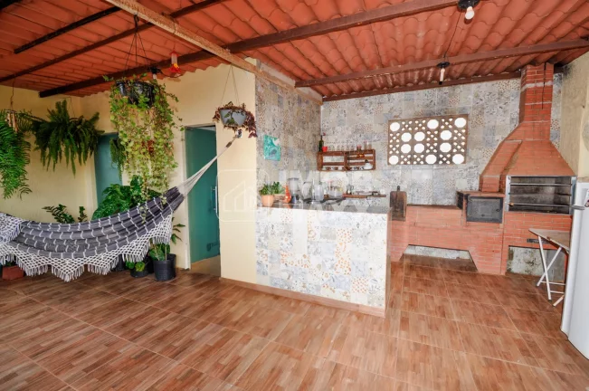 Imagem Casa Ceilândia - Sol Nascente. 3 Quartos, c/ Picisna, Fogão a Lenha. R$230.000,00