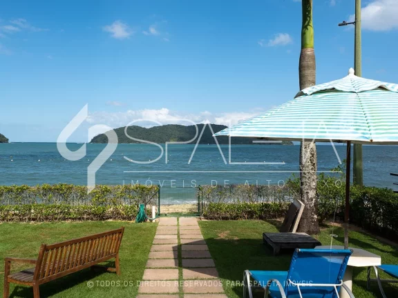 Imagem Mansão pé na areia totalmente mobiliada à venda no condomínio Costa Verde em Caraguatatuba